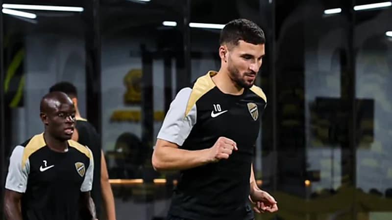 حسام عوار يترقب قرار بلان لمعرفة مصيره من المشاركه أمام الشباب