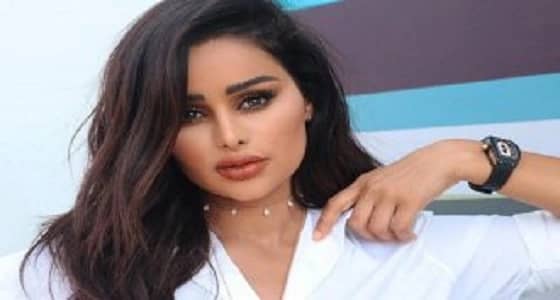 بالفيديو.. عهود العنزي تستفز البحرينيين خلال مشاهدتها مباراة في بطولة خليجي 24