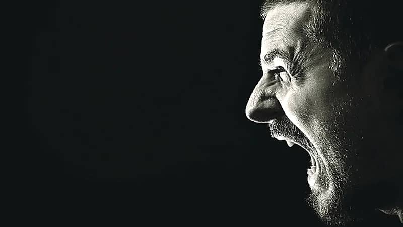 "النمر": الصوت العالي قد يسبب جلطةً لمريض القلب