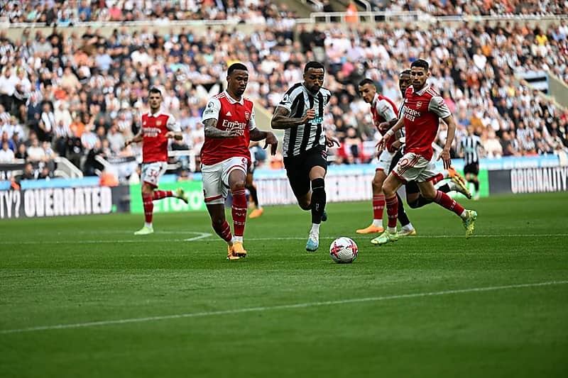 آرسنال يتجاوز نيوكاسل بثنائية نظيفة