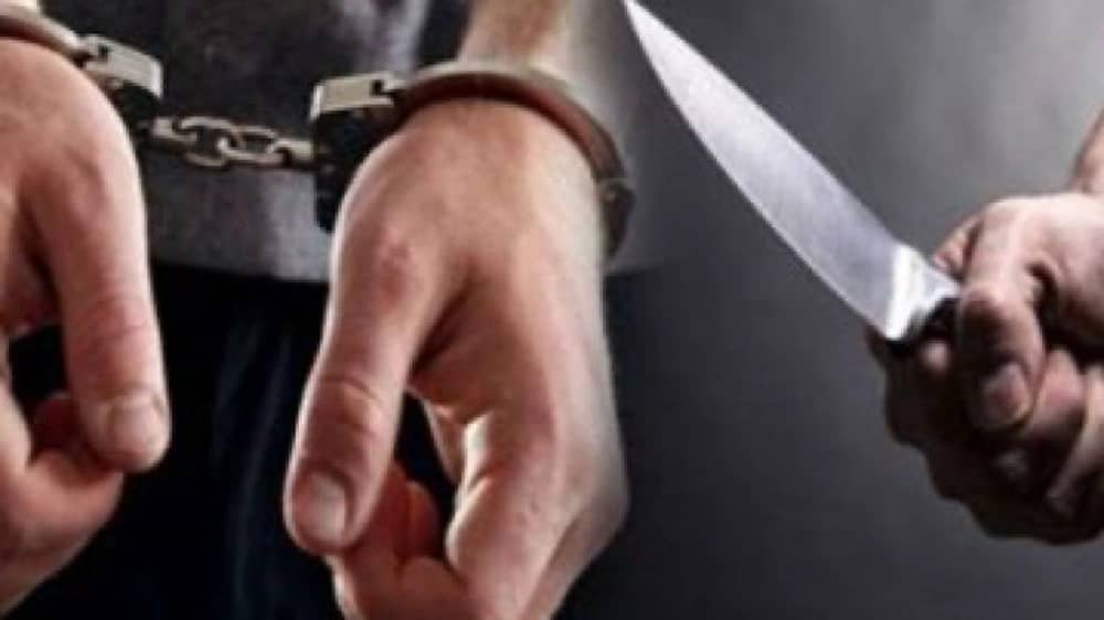 طالب يقتل صديقه طعنًا بسبب التفوق الدراسي