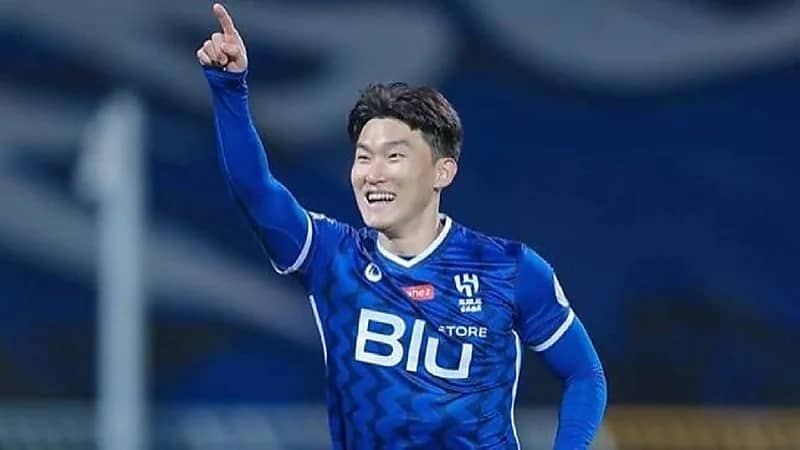 جانغ هيون سو على رادار الشارقة الإماراتي