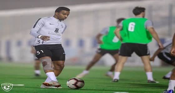 بالصور.. الهلال يؤدي مرانه الرئيس استعدادًا للاتفاق بمشاركة عطيف