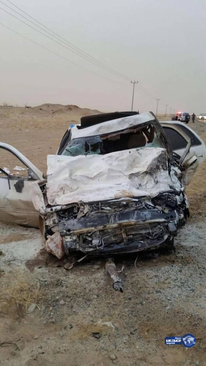 بالصور..مصرع  شخصين  وإصابة  8 اخرين  اثر تصادم مروع لـ 3 مركبات بمكة المكرمة