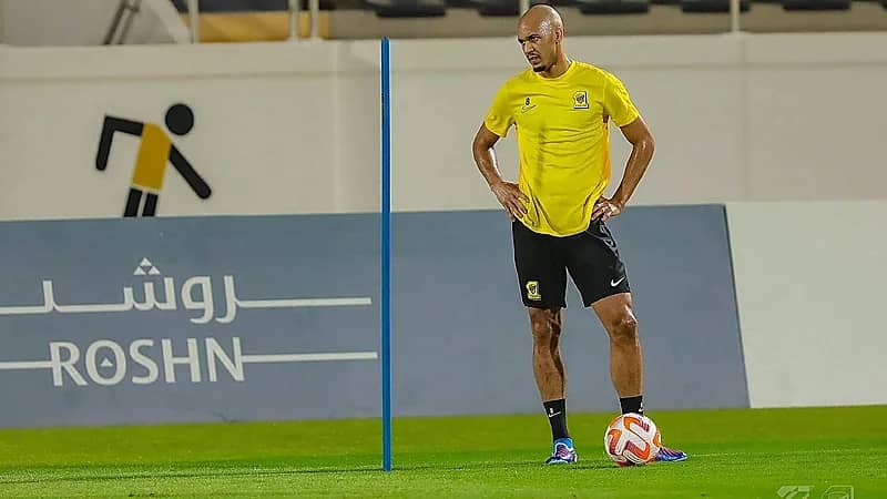 فابينهو يغيب عن مباراة التعاون بسبب الإصابة