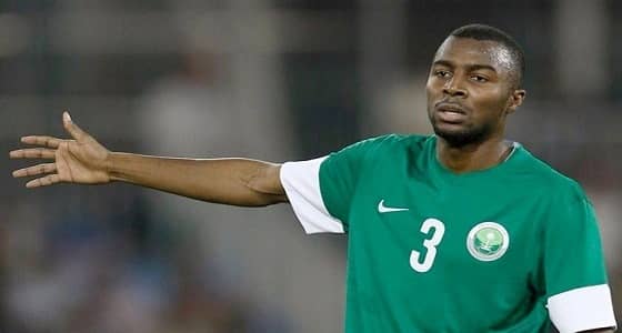 " أسامة هوساوي " يعلن اعتزاله لعب " كرة القدم "