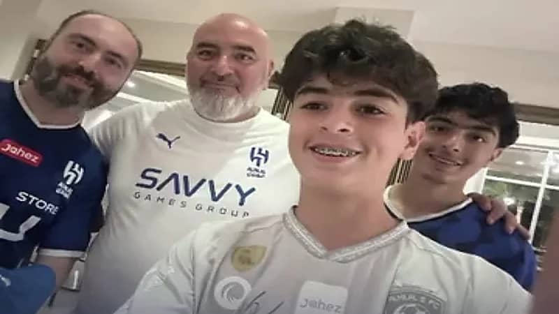 الهلال يكرم عائلة سورية ساندت الفريق في مونديال الأندية.. فيديو