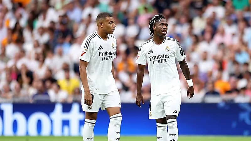 مطالب فينيسيوس المالية تضع ريال مدريد في مأزق مع مبابي