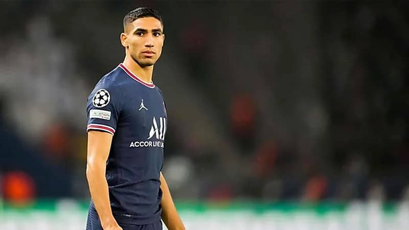 حكيمي يرغب في الرحيل عن باريس سان جيرمان