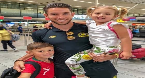 زوجة حارس النصر تعلق على الإصابة: إنني مدمرة