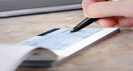 السجن والتشهير لـ 10 أشخاص أصدروا شيكات بدون رصيد