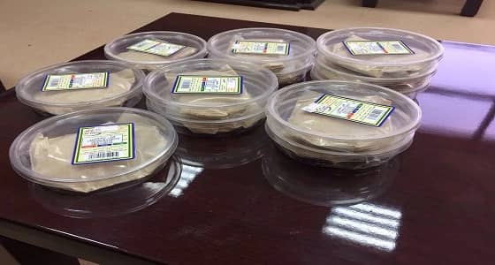 بالصور.. ضبط ومصادرة مواد منتهية الصلاحية بالعويقيلة