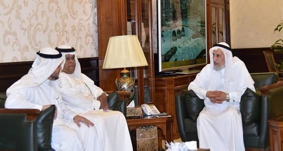 مدير جامعة أم القرى يباشر مهام أعماله