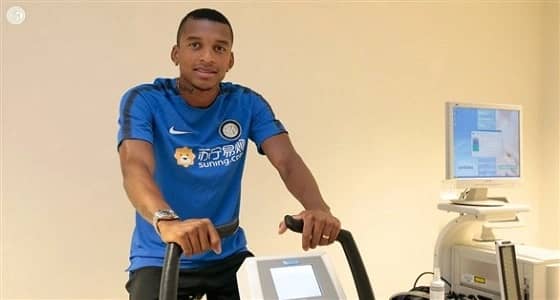 مدافع إنتر ميلان يغيب عن الملاعب لفترة