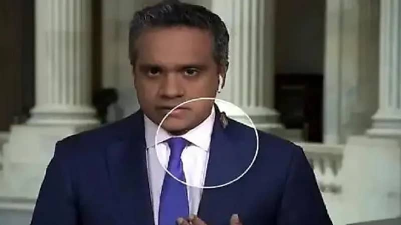 شاهد.. صرصور يتجول على ملابس مراسل تليفزيوني على الهواء