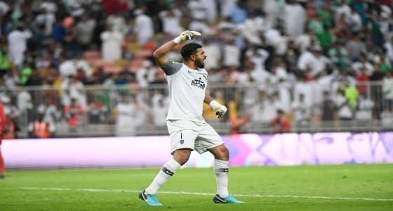 بالفيديو.. عبدالله المعيوف يفوز بجائزة أفضل حارس في البطولة العربية