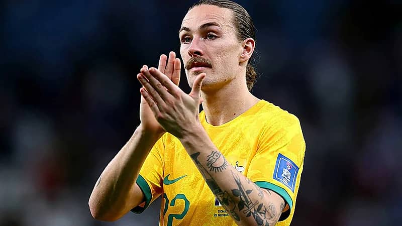 إصابة مدافع أستراليا قبل لقاء الأخضر