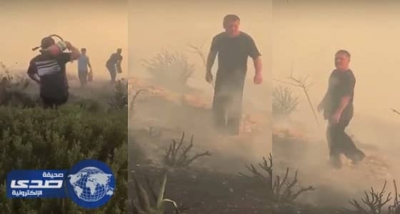 بالفيديو.. ملك الأردن يشارك في إخماد حريق غرب عمان