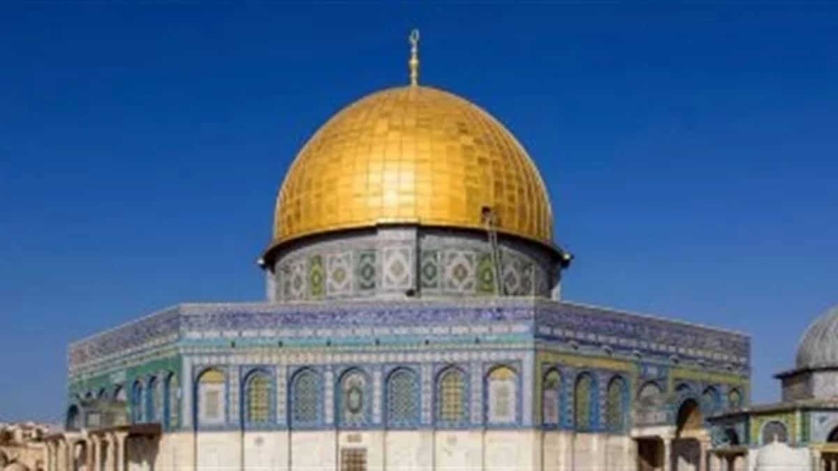 تعليق الصلاة في المسجد الأقصى اعتبارا من فجر الاثنين 