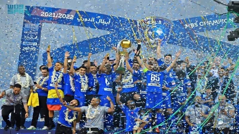 الهلال يعتمد تسجيل 3 علامات تجارية جديدة