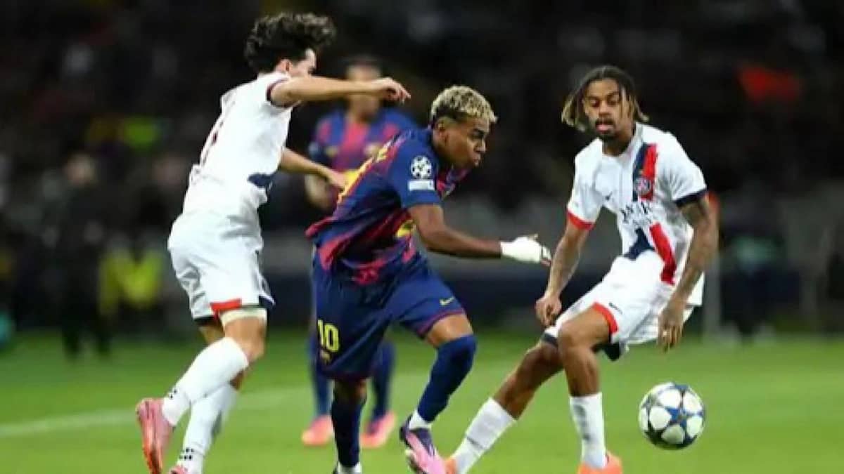 زيدان: يامال يصيبني بالقشعريرة في كل مرة يلمس فيها الكرة