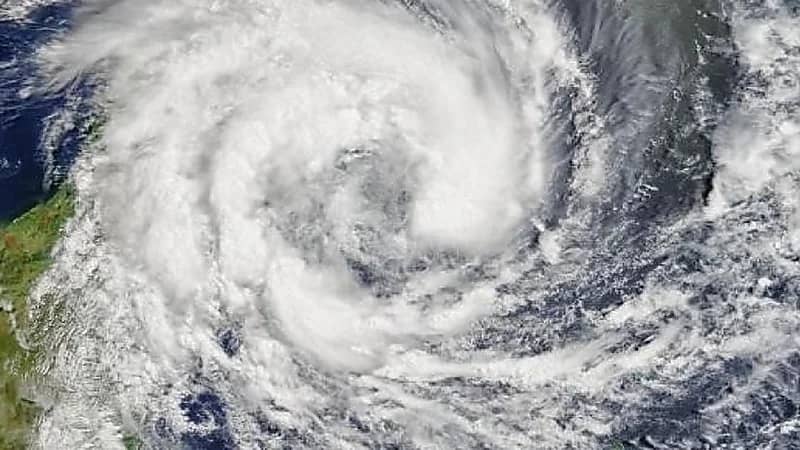 الأرصاد: نتابع حالة مدارية قد تتكون على بحر العرب نهاية الأسبوع .. فيديو