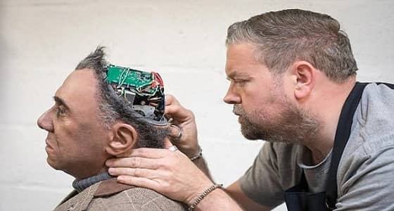بالصور.. تصنيع روبوت " رجل " على غرار " صوفيا "