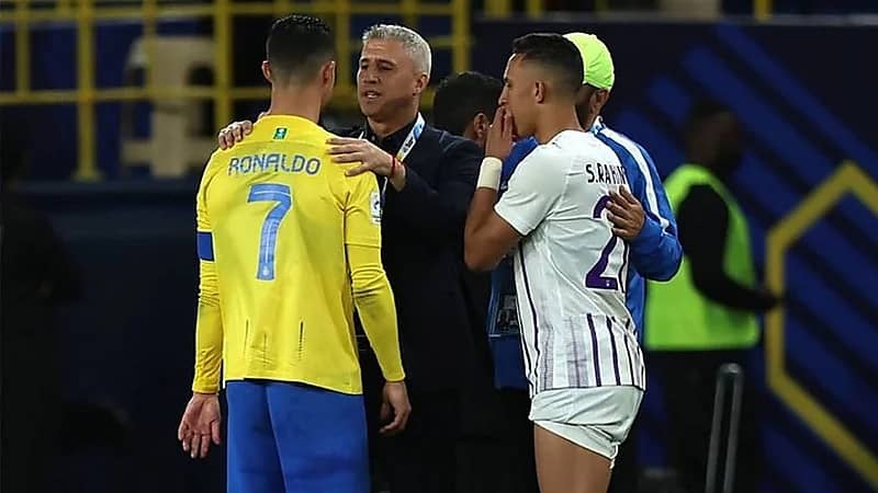 تفاصيل رسالة رونالدو الى نجم العين سفيان رحيمي