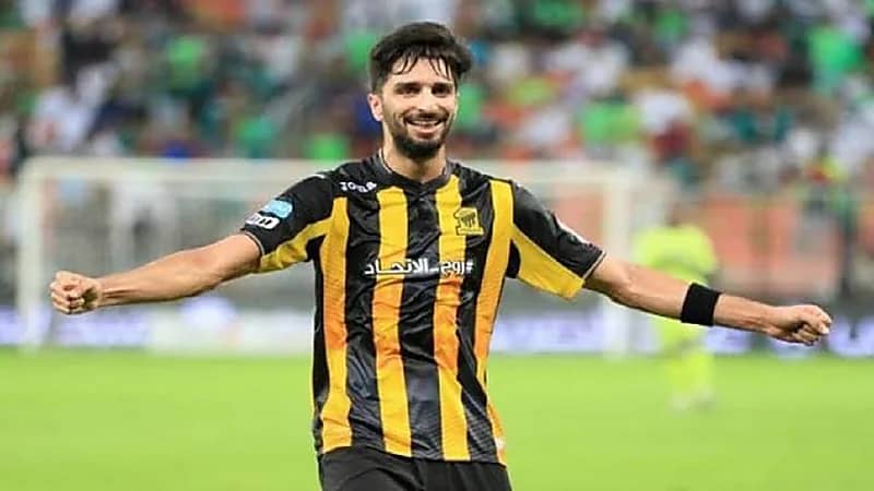 الأنصاري: أحد لاعبي الاتحاد تعرض للسحر وأصيب بالرباط الصليبي.. فيديو