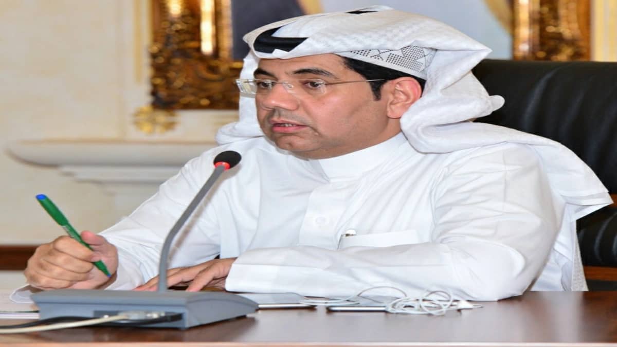 رجاء السلمي ينفي إعفاء المهندس عبدالعزيز المحيسن من منصبه