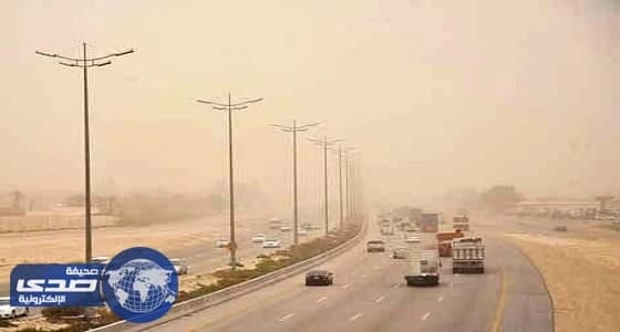 الأرصاد: سحب رعدية ممطرة ورياح مثيرة للأتربة