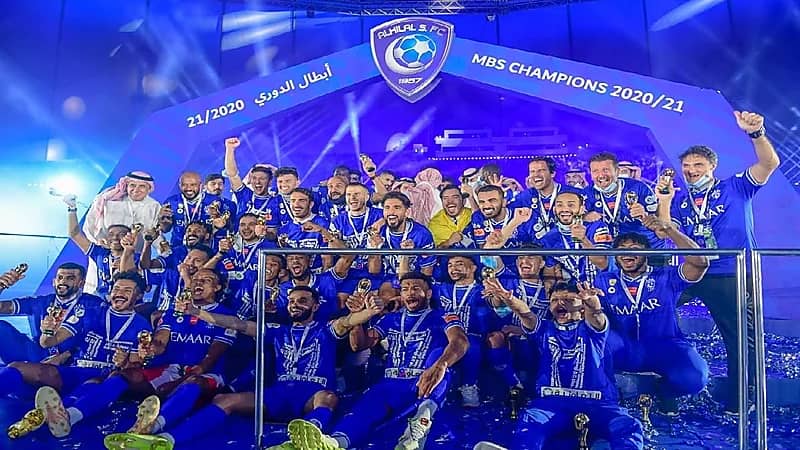 اقتراب نجمي الهلال من الدرجة الأولى