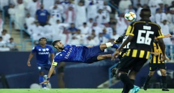 الهلال في الصدارة بعد ثلاثية مثيرة أمام الاتحاد