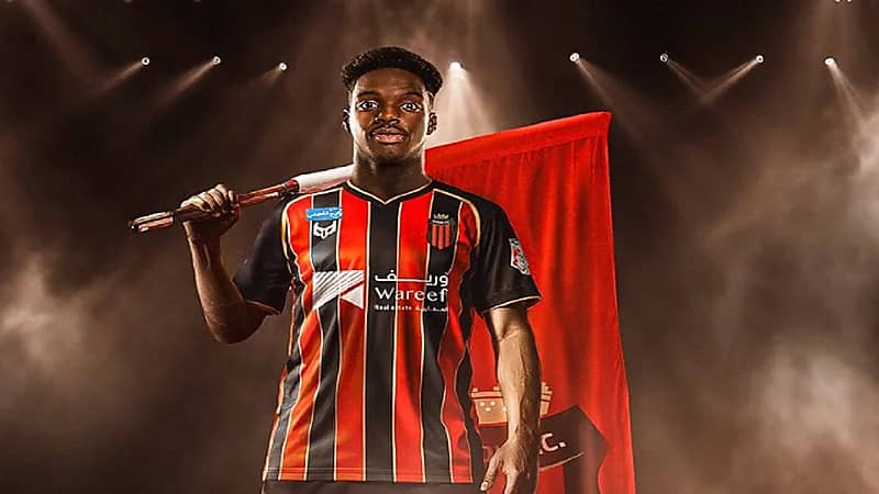 الرياض يتعاقد مع طلال حجي