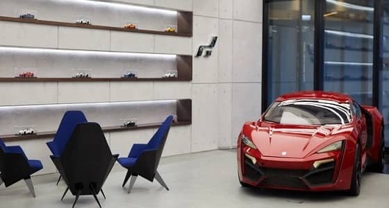 بالصور.. " W Motors " تعرض سياراتها الفائقة لأول مرة في دبي