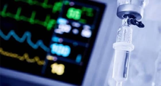 مشاجرة بالأسلحة تنتهي بإصابة مواطن إصابة حرجة