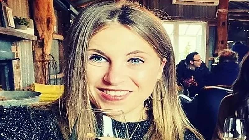 مقتل امرأة متأثرة بجرح خلال محاولتها الهروب من عنف منزلي