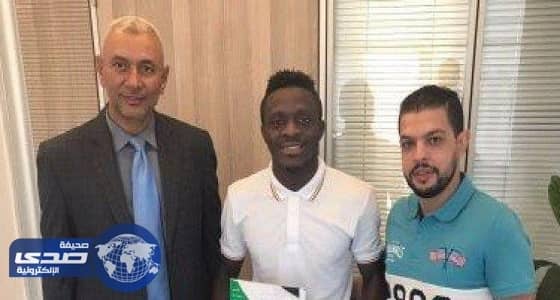 لاعب الطائي " كولين " يهرب للتوقيع لفريق مصري