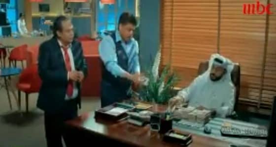 نادي المرتزقة.. يحضرون عروض الراقصات وينتقدون حفلات المملكة (فيديو)