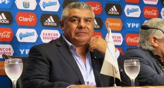 فشل سامباولي يضع الاتحاد الأرجنتيني في حيرة