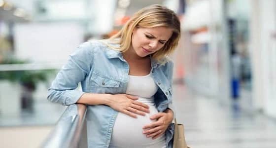 أطعمة ومشروبات تخلصِك من اضطرابات القولون أثناء الحمل