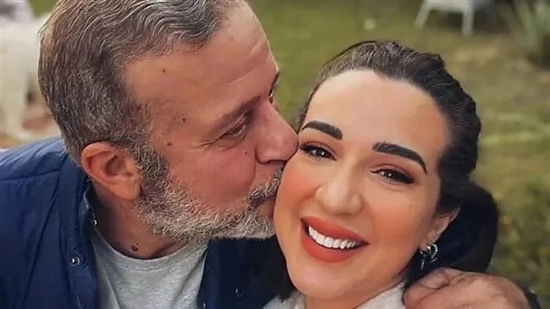 ابنة شريف منير عن والدها: لو اتجوزت واحد زيه هنولع في بعض