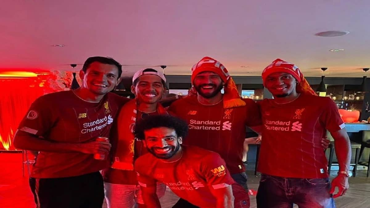 محمد صلاح بعد تتويج ليفربول: «بشكر بلدي الحبيب»