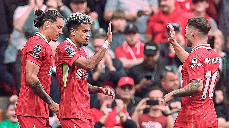 ليفربول يتصدر الدوري الإنجليزي مؤقتا بفوزه على بورنموث