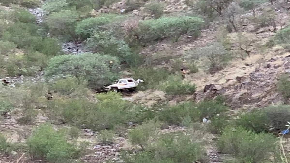 سقوط مروع لمركبة برجال ألمع يسفر عن وفاة ثلاثة أشخاص