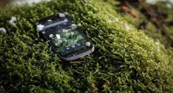 بالصور.. إطلاق أقوى جوال ذكي في العالم " يعمل تحت الماء "