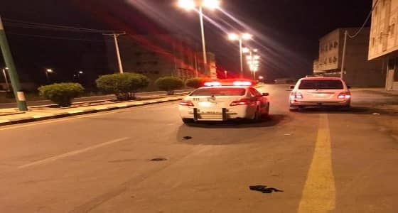 حادث دهس ينهي حياة معلمة ويصيب طفلا بالليث