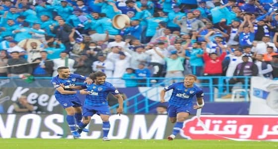 بالفيديو والصور.. الهلال يضرب الأهلي رغم " هاتريك " السومة