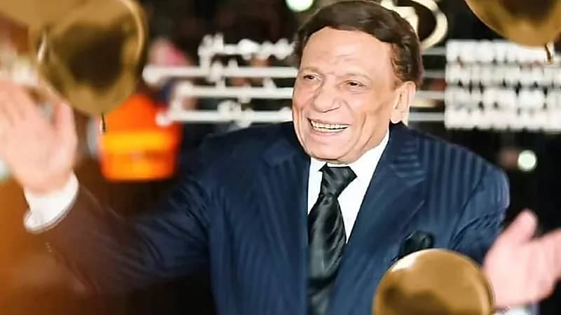 ظهور عائلي يعيد الزعيم عادل إمام إلى واجهة التريند.. صورة