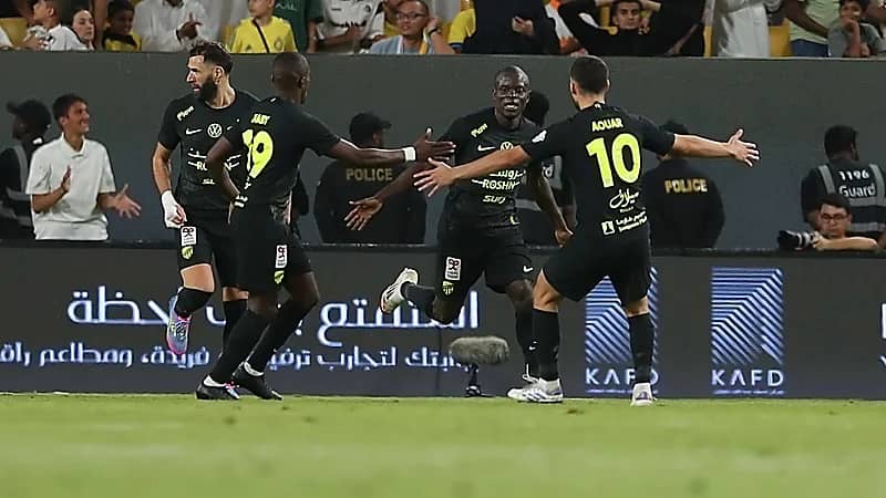 الاتحاد يفوز على النصر بثلاثية في الوقت القاتل .. فيديو